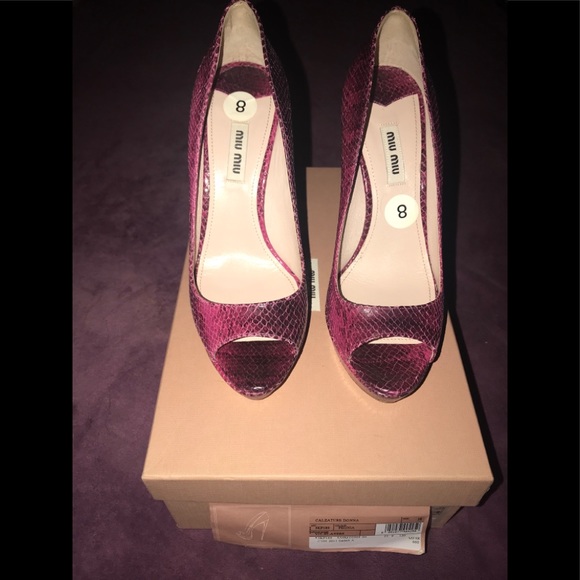 Miu Miu Snake Skin Pumps - Picture 3 of 6